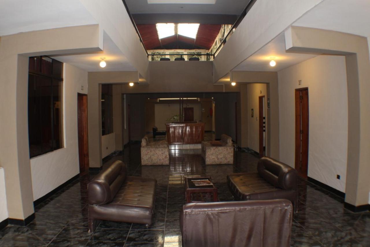 Chanchamayo Inn Hotel La Merced  Εξωτερικό φωτογραφία